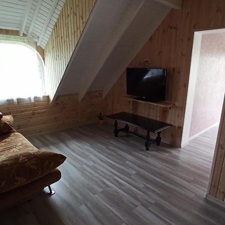 Eco House Hotel Chornomorsk Buitenkant foto