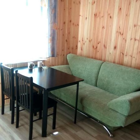 Eco House Hotel Chornomorsk Buitenkant foto