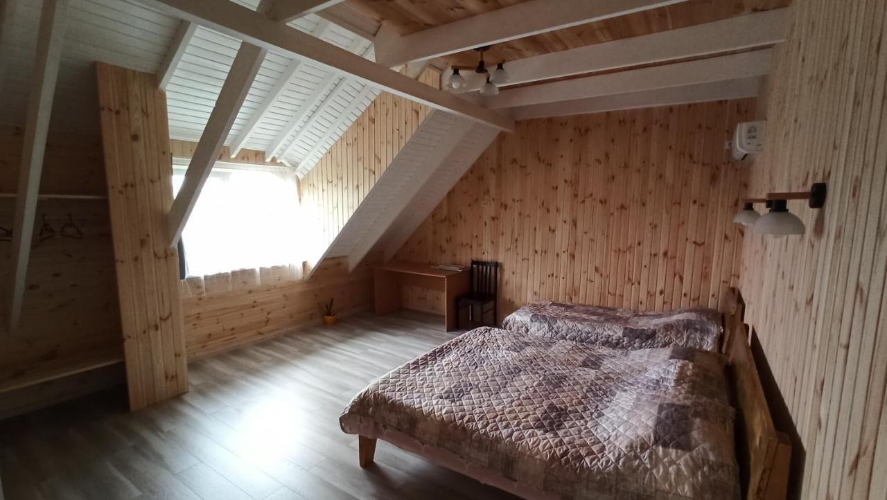 Eco House Hotel Chornomorsk Buitenkant foto