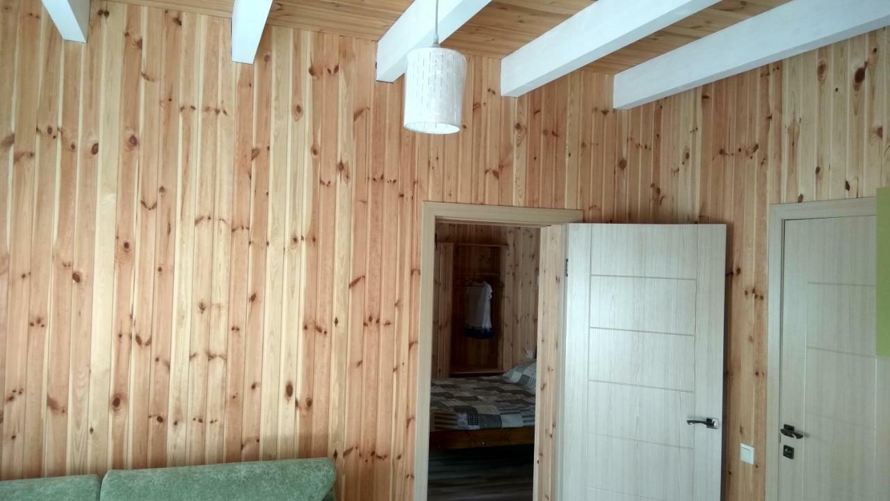 Eco House Hotel Chornomorsk Buitenkant foto