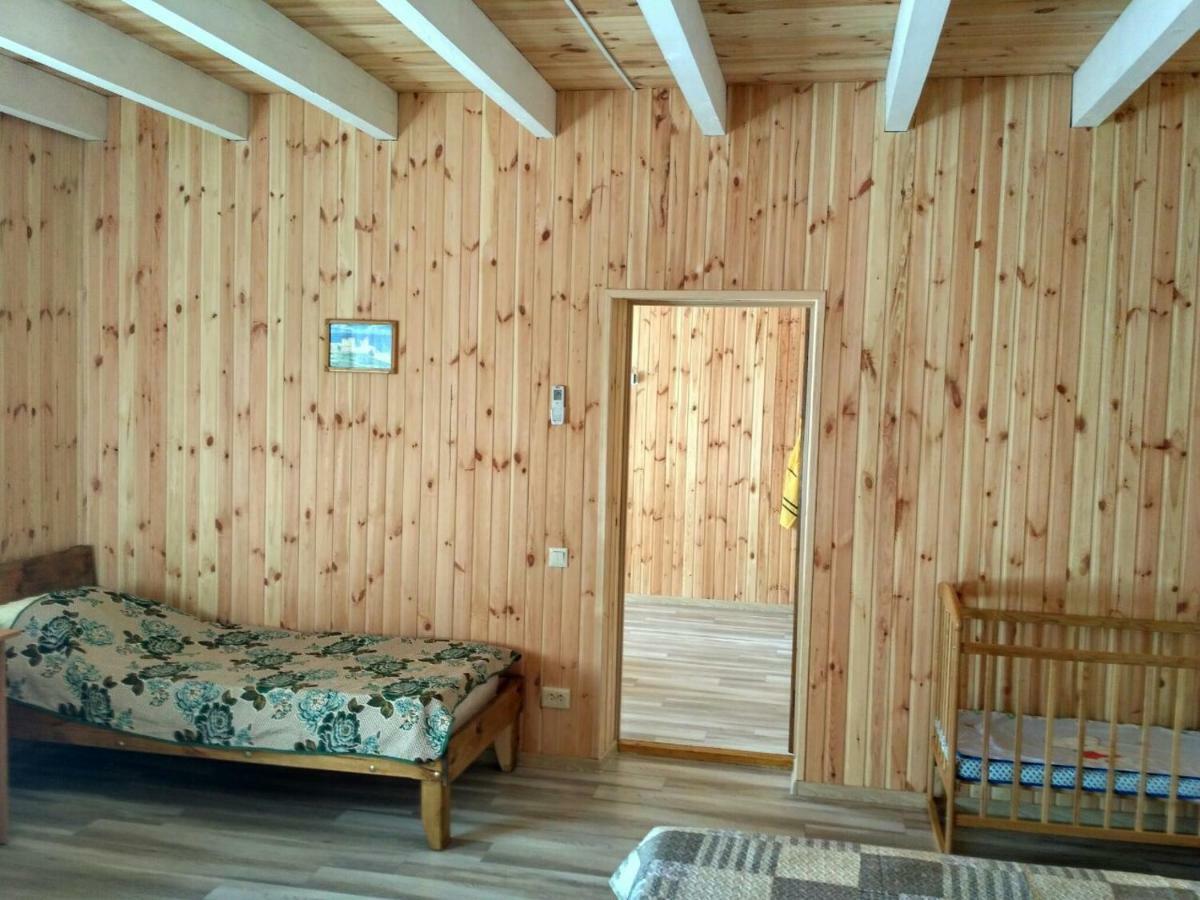 Eco House Hotel Chornomorsk Buitenkant foto