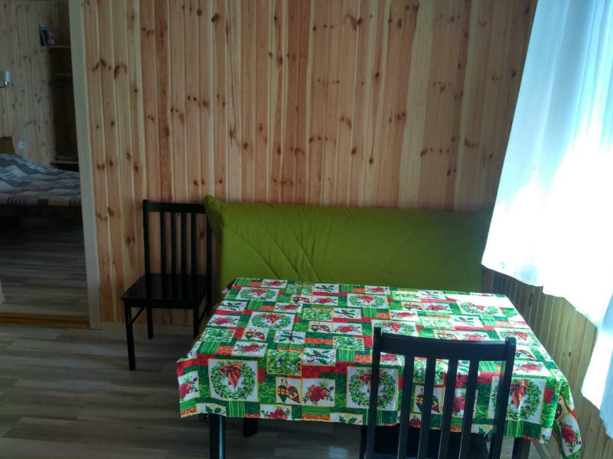 Eco House Hotel Chornomorsk Buitenkant foto