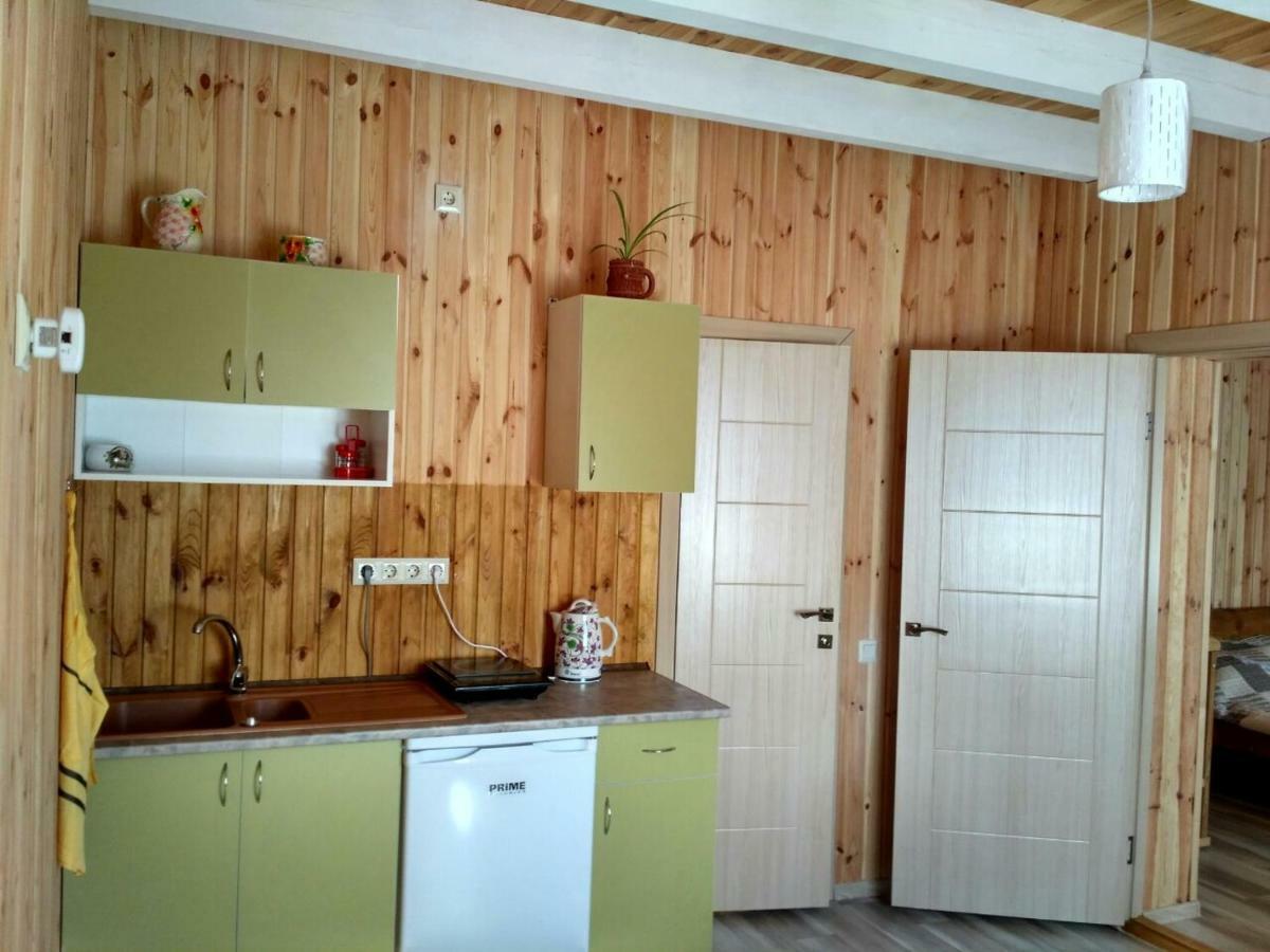 Eco House Hotel Chornomorsk Buitenkant foto